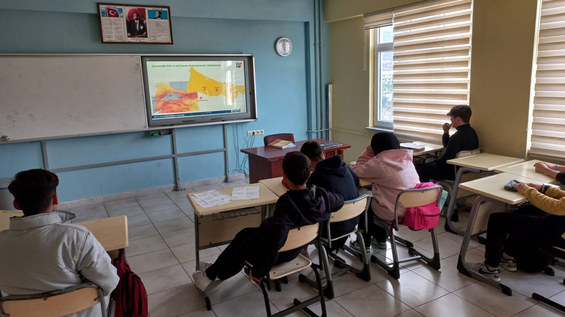 1-7 Mart Deprem Haftası Eğitimi ve Tahliye Tatbikatı